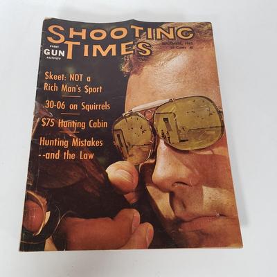 LOT 150L: Vintage Toy Guns & Accessories with 1960s Gun Sport Magazines