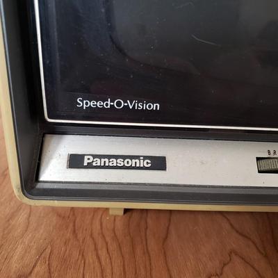 LOT 156P: Vintage Panasonic Speed-O-Vision Television