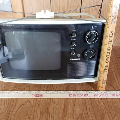 LOT 157P: Vintage Panasonic Portable Television