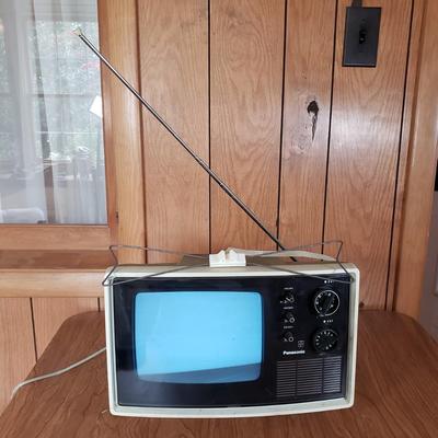 LOT 157P: Vintage Panasonic Portable Television