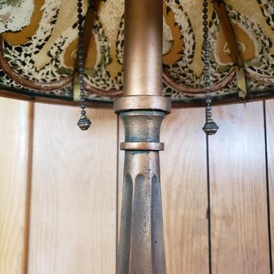 LOT 158L: Antique Reverse Painted Glass Shade Table Lamp
