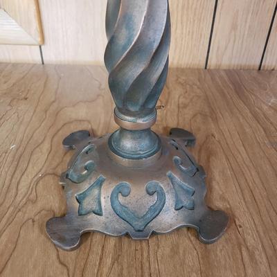 LOT 158L: Antique Reverse Painted Glass Shade Table Lamp