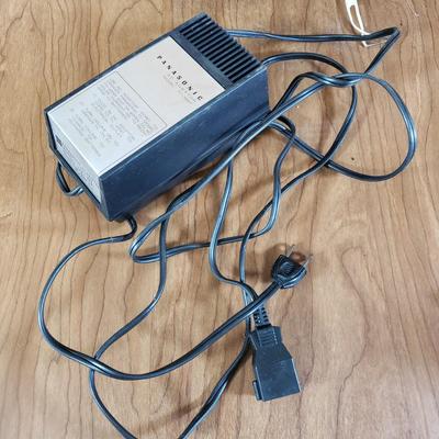 LOT 159P: Vintage Panasonic Solid State Portable TV/Radio with Original Packaging