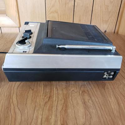 LOT 159P: Vintage Panasonic Solid State Portable TV/Radio with Original Packaging
