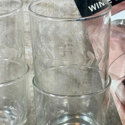 LOT 163L: NIP Champagne Glasses, Variety of Glassware & Ready to Go Wine Picnic Set