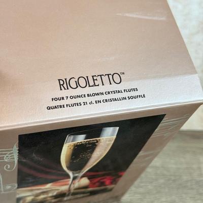 LOT 163L: NIP Champagne Glasses, Variety of Glassware & Ready to Go Wine Picnic Set