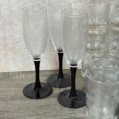LOT 163L: NIP Champagne Glasses, Variety of Glassware & Ready to Go Wine Picnic Set