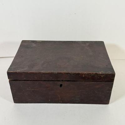 LOT 176K: Variety of Vintage Buttons in Vintage Wooden Box
