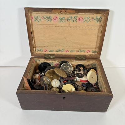 LOT 176K: Variety of Vintage Buttons in Vintage Wooden Box