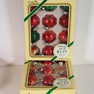 LOT 187L: Vintage Holiday Ball Ornaments by Santa Land, Coby and Rare 'Merry Christmas' Lighting Sign