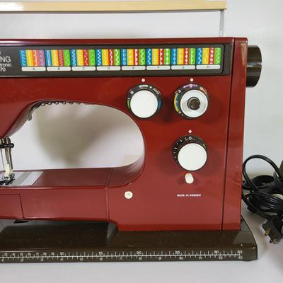 LOT 189: Vintage Sweden Husqvarna Sewing Machine with Pedal and Carrying Case