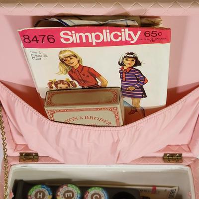 LOT 190L: Mutliple Containers of Various Vintage Sewing Tools Including Thread, Needles and More