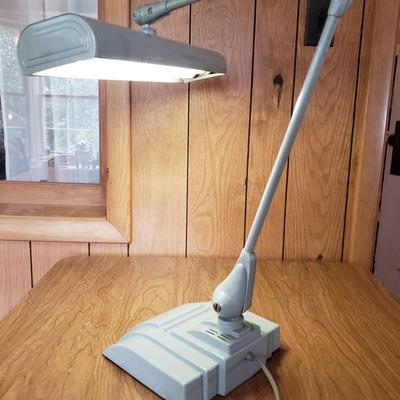 LOT 202P: Art Deco Industrial Flexo Work Desk Lamp-Heavy