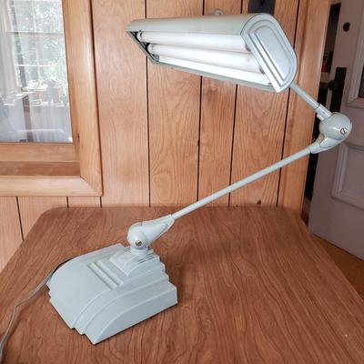 LOT 202P: Art Deco Industrial Flexo Work Desk Lamp-Heavy