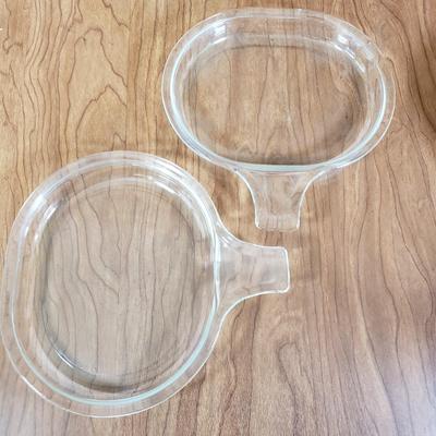 LOT 204L: Vintage Pyrex, Copper Bundt Mold Pans, Aluminum Cake Pans New in Box & More