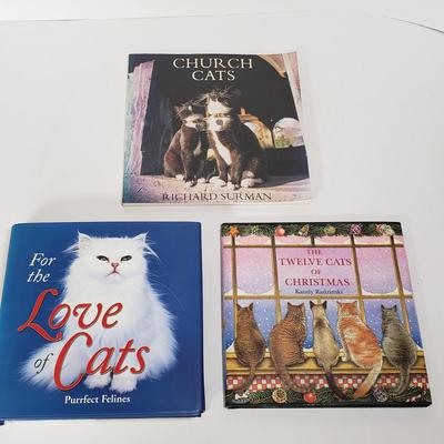 LOT 208L: Vintage Morris the Cat Canvas Bag, Unopened Puzzle, Cat Books