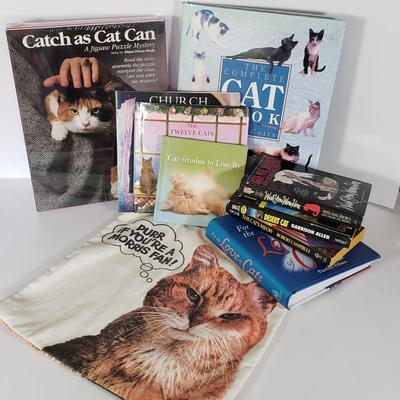 LOT 208L: Vintage Morris the Cat Canvas Bag, Unopened Puzzle, Cat Books