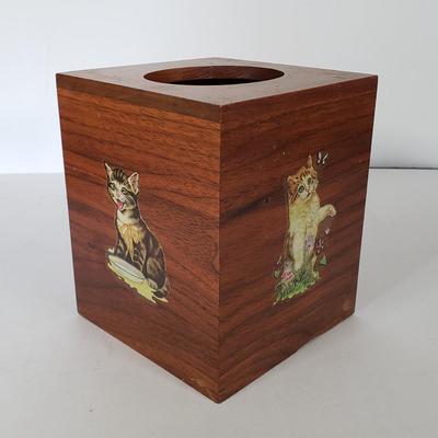 LOT 209L: Cat Lovers Lot-So Many Goodies!