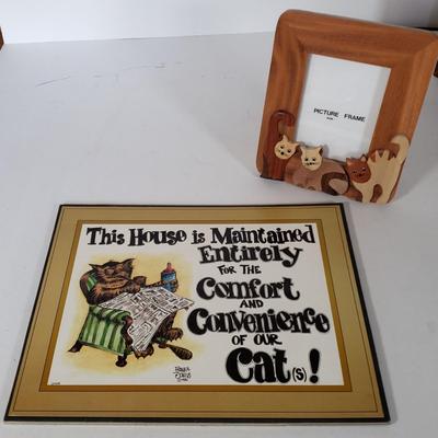LOT 209L: Cat Lovers Lot-So Many Goodies!