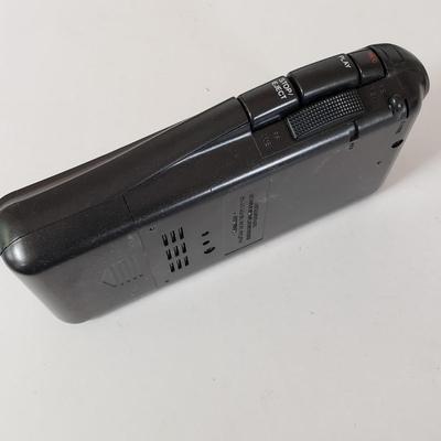LOT 210L: Bearcat 210 Scanner Radio & Vintage Hand Held Recorders