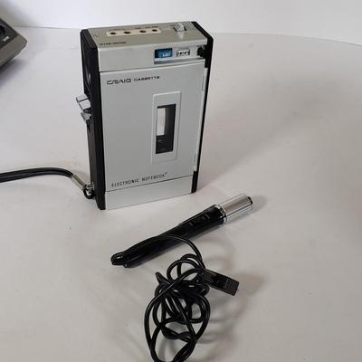 LOT 210L: Bearcat 210 Scanner Radio & Vintage Hand Held Recorders