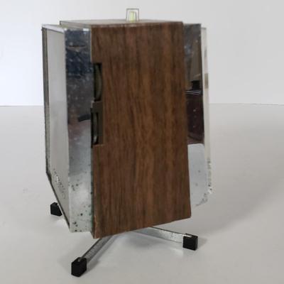LOT 212L: MCM Executive Hi-Intensity Lamp, Zenith Aristocrat Clock Radio & VoxClock Talking Clock