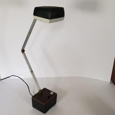 LOT 212L: MCM Executive Hi-Intensity Lamp, Zenith Aristocrat Clock Radio & VoxClock Talking Clock