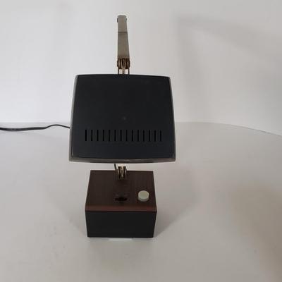LOT 212L: MCM Executive Hi-Intensity Lamp, Zenith Aristocrat Clock Radio & VoxClock Talking Clock