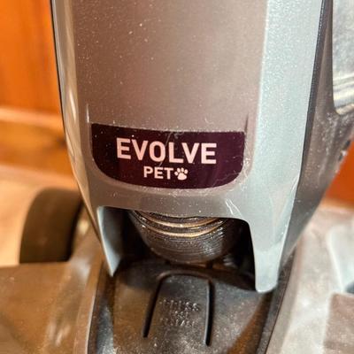 LOT 224K: Kenmore Stratus 24V Slim Cordless Vacuum & Hoover Evolve Pet Cordless Vacuum w/ Tag