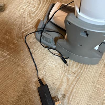LOT 224K: Kenmore Stratus 24V Slim Cordless Vacuum & Hoover Evolve Pet Cordless Vacuum w/ Tag