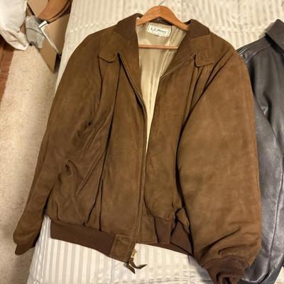 LOT 225H: L. L. Bean Coats & Jackets