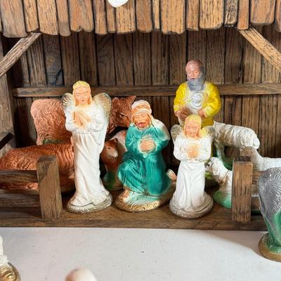 LOT 231X: Vintage Wooden Creche w/ Nativity Figure Set incl 3 Angels