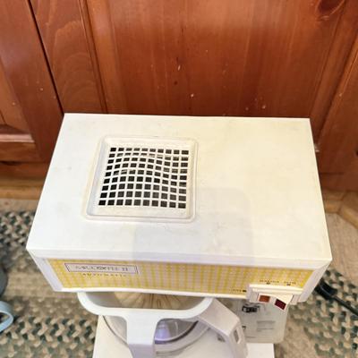 LOT 232K: Vintage Mr Coffee II Coffee Maker w/ Various Mugs