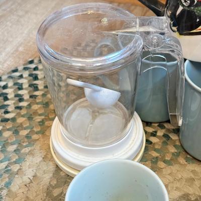 LOT 232K: Vintage Mr Coffee II Coffee Maker w/ Various Mugs