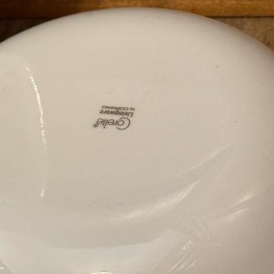 LOT 233K: Vintage Corelle Livingware w/ Matching Pyrex Milk Glass Mugs