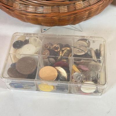 LOT 237L: Collection of Vintage Buttons in Vintage Tins
