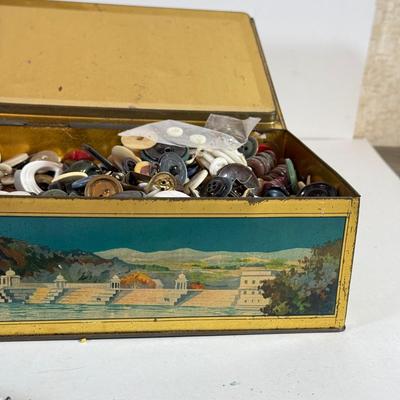 LOT 237L: Collection of Vintage Buttons in Vintage Tins