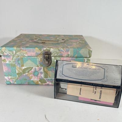 LOT 238X: Sewing Notions & Tools w/ Cute Vintage Craft Box