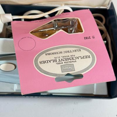 LOT 238X: Sewing Notions & Tools w/ Cute Vintage Craft Box