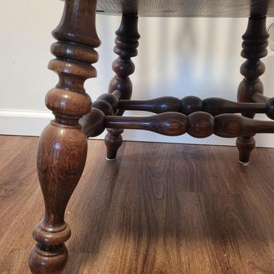 Solid Wood Ethan Allen Dining Table and Chairs (K-EL)