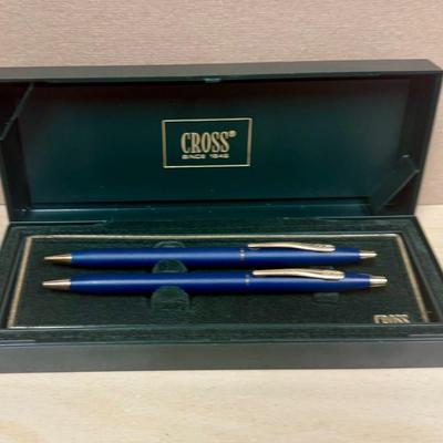 Sale Photo Thumbnail #368: Model 240104, both are a dark satin blue color. Tested. both work as expected. With original box and instructions.