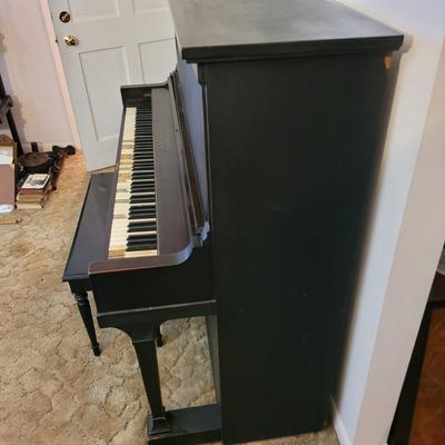 Gordon and Son Wooden Piano (LR-EL)