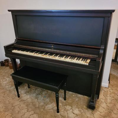 Gordon and Son Wooden Piano (LR-EL)