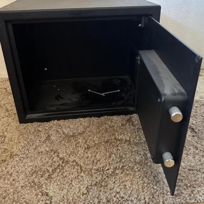 Small safe no keys no combination it is open
