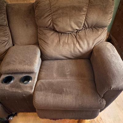 Lazyboy La Z Boy double power recliner (Client did have cats)