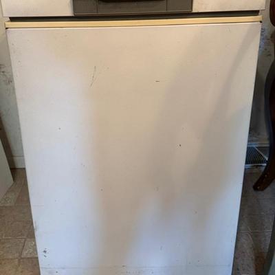 Freezer items inside not included Working conditions