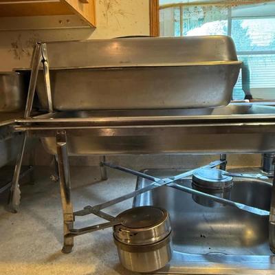 Commercial chafing dishes/pans