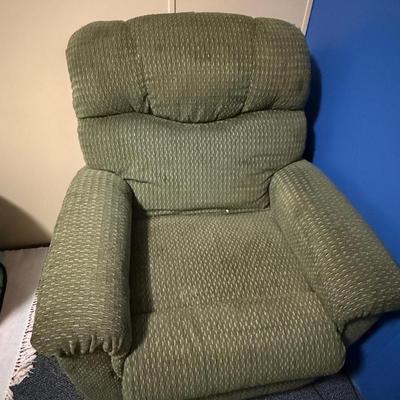 Electric power lift recliner does not work keep in mind. Client did have cats.