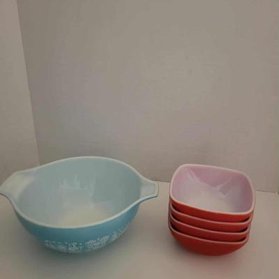 Vintage bowls