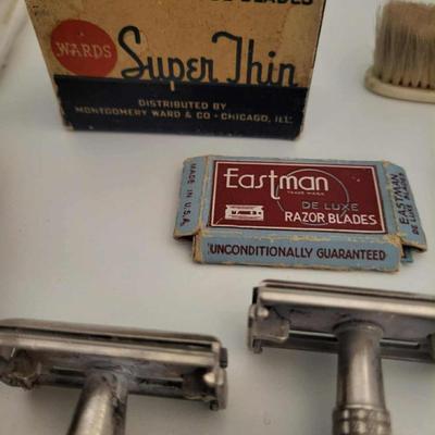 Vintage shaving toiletries